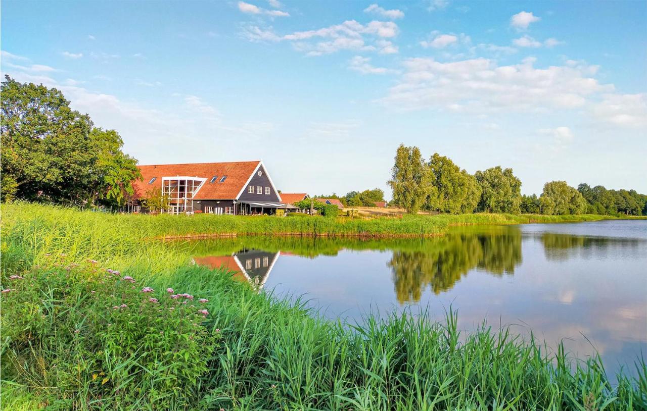 2 Bedroom Awesome Home In Heinkenszand Exterior foto